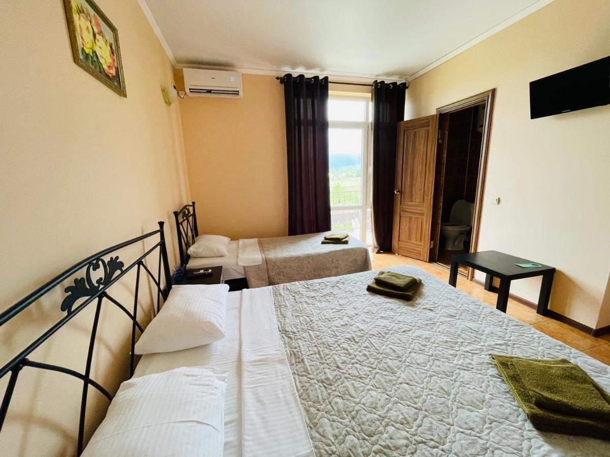 Hotel Askar Alakhadzi 外观 照片