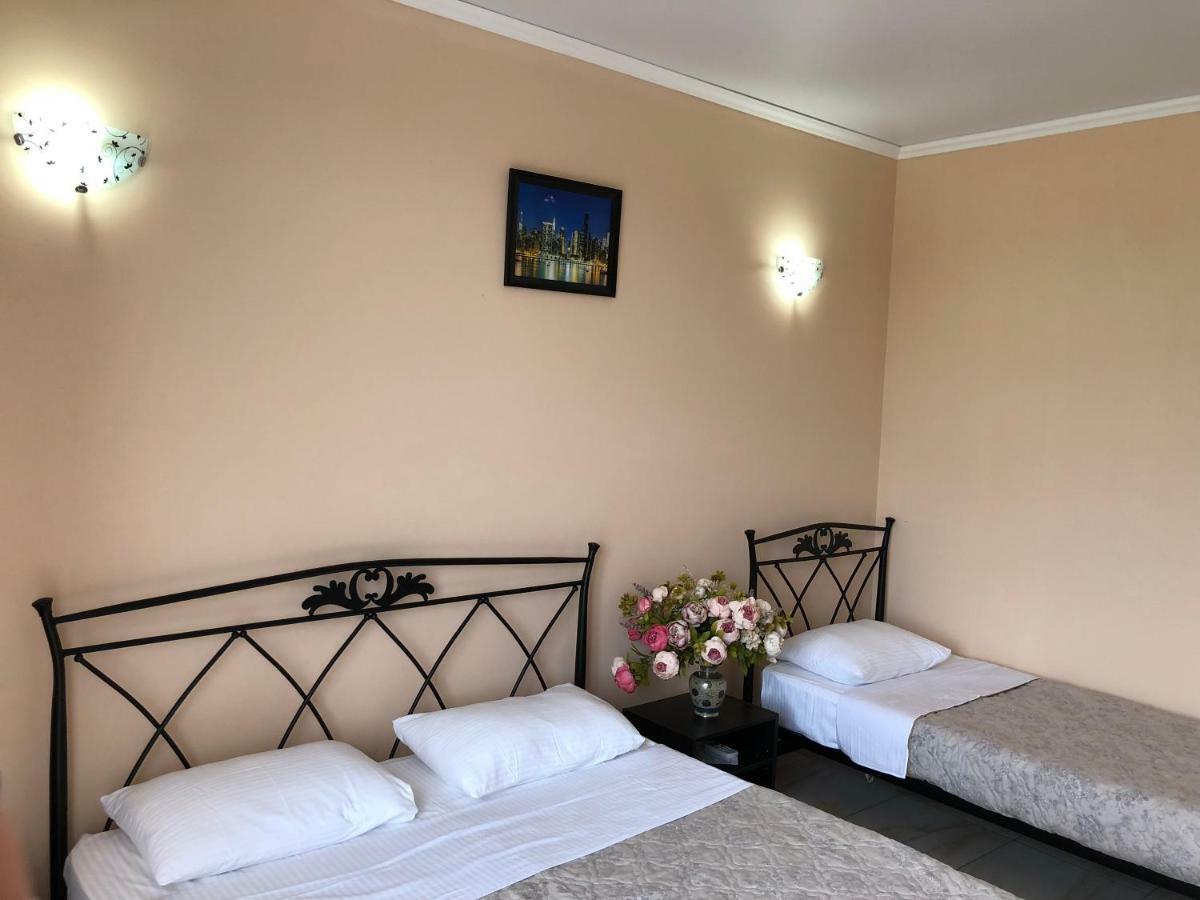 Hotel Askar Alakhadzi 外观 照片