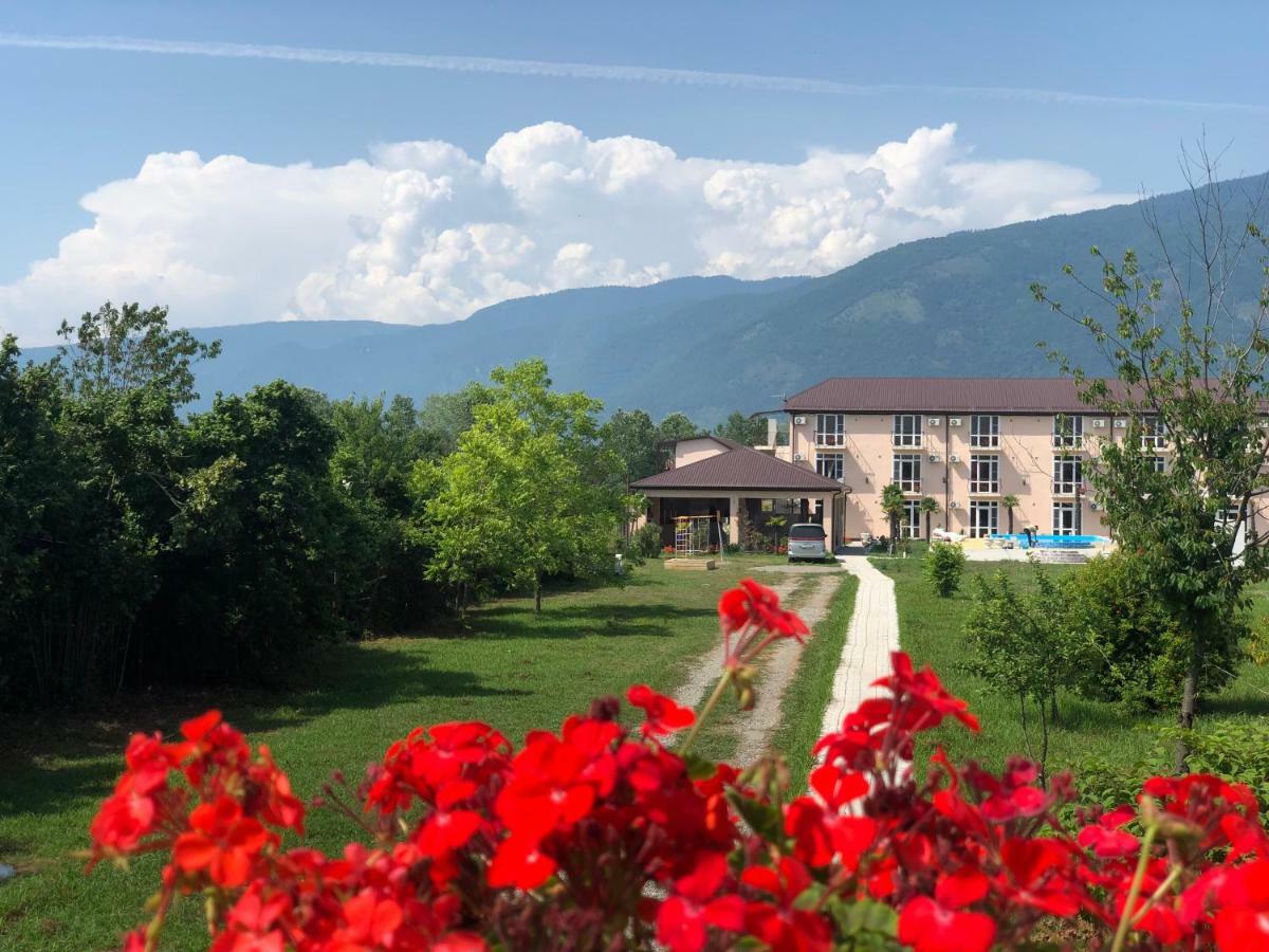 Hotel Askar Alakhadzi 外观 照片